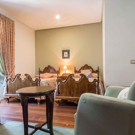 Pazo De Sedor Guest House Arzua Bilik gambar