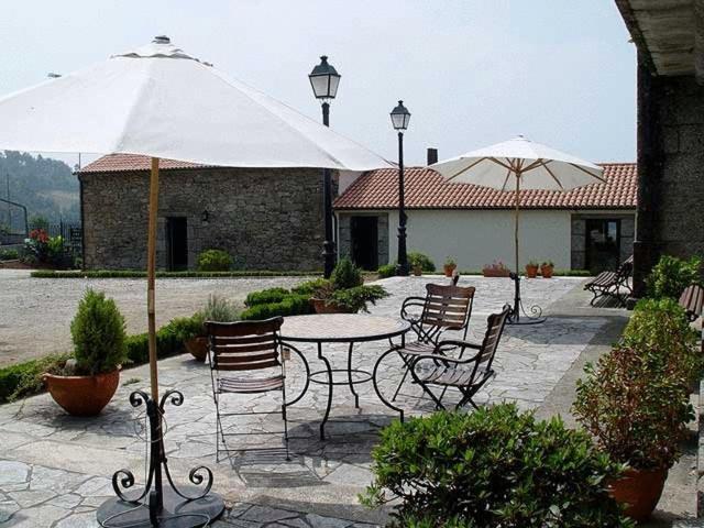 Pazo De Sedor Guest House Arzua Luaran gambar