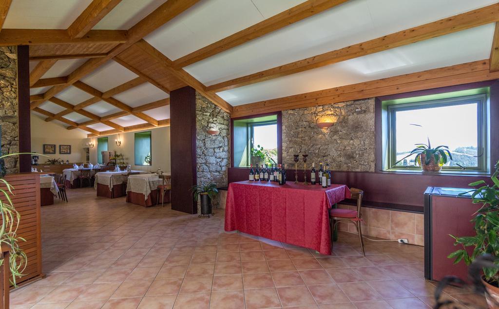 Pazo De Sedor Guest House Arzua Luaran gambar