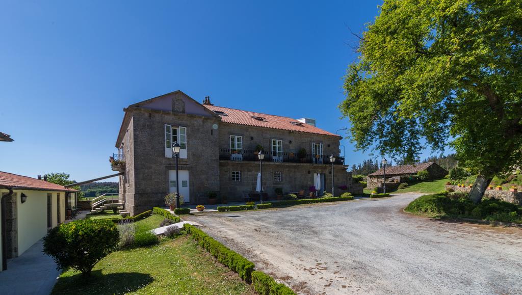 Pazo De Sedor Guest House Arzua Luaran gambar