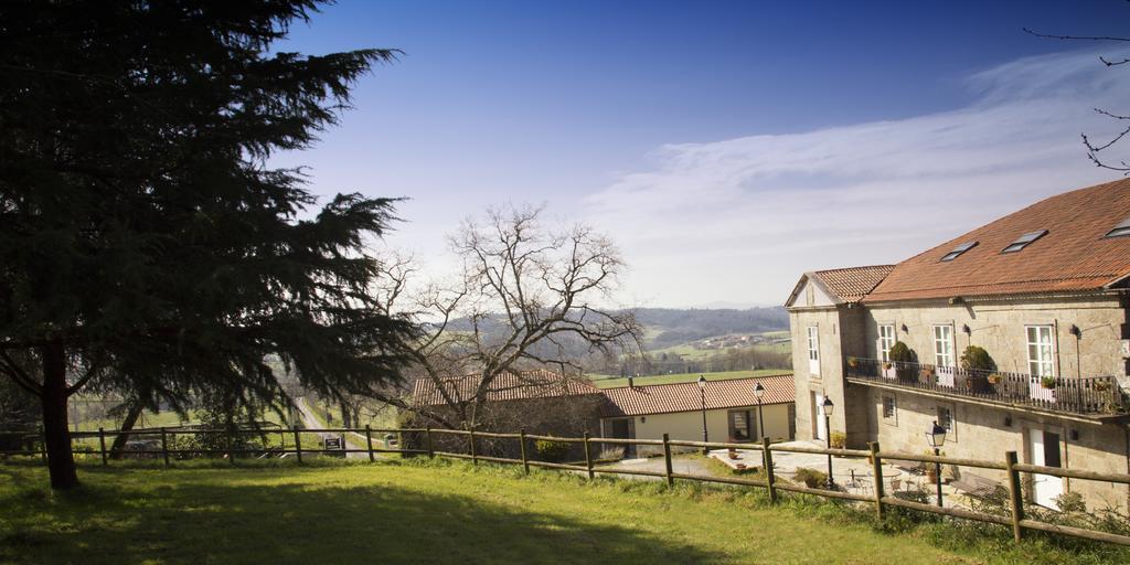 Pazo De Sedor Guest House Arzua Luaran gambar
